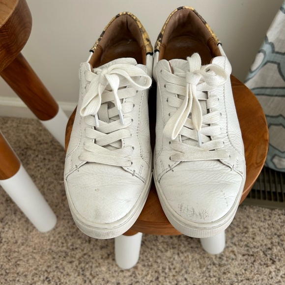 Frye ivy court low lace White Leather Sneakers, 7.5M - Picture 4 of 5